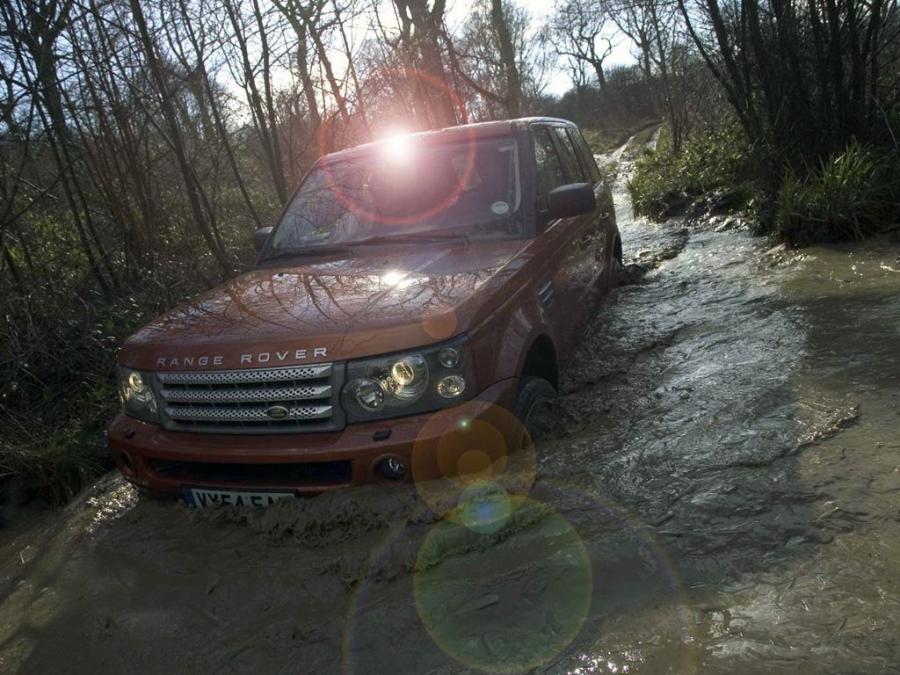  Land Rover Range Rover Sport 2005 года  (фото 9 из 115)